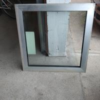 finestra in vetro fissa