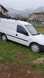 Furgone autocarro Opel combo