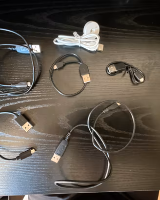 Lotto cavi Micro-USB e caricatore smartwatch