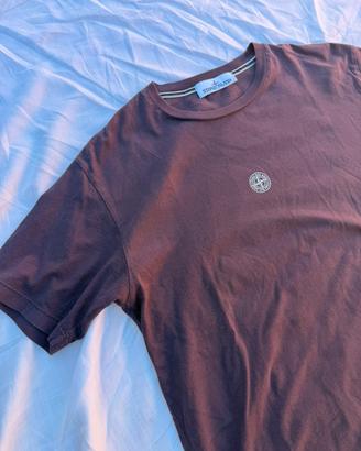 T shirt stone