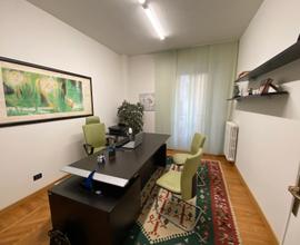 Stanza in studio legale e di psicologia