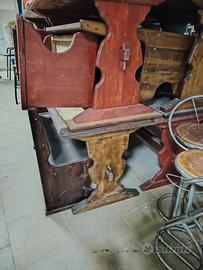 panche e tavoli in legno