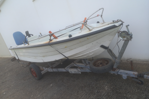 Barca motore carrello