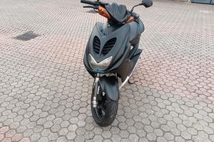 Yamaha Aerox (LEGGERE BENE) 