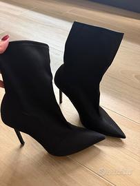 Stivaletto con tacco