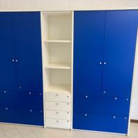 Set completo di mobili e luci ufficio in stock