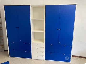 Set completo di mobili e luci ufficio in stock