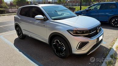 VOLKSWAGEN T-CROSS R-LINE PLUS DSG – PARI AL NUOVO
