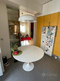 Tavolo bianco tondo mod tulip
