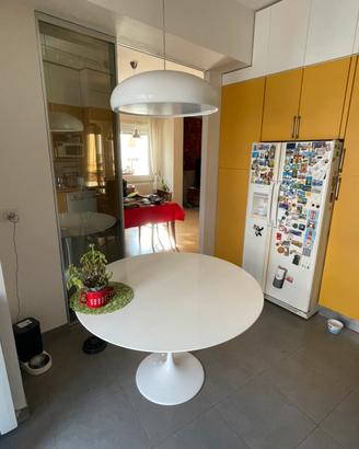 Tavolo bianco tondo mod tulip