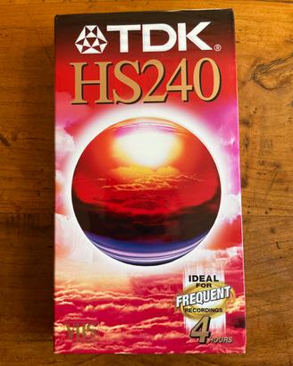Videocassetta TDK HS240