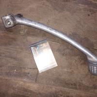 leva pedalina vespa 50 90 l faro tondo originale