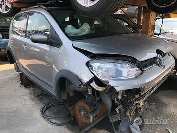 VOLKSWAGEN UP 2016