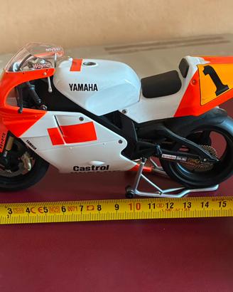 Modellino Yamaha YZR500 del 1991