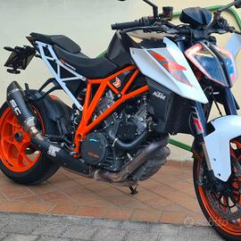 ktm super duke 1290 r