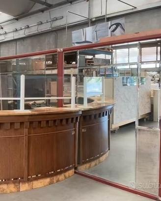 Specchiera con cornice in legno massello
