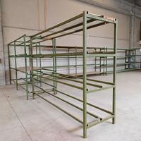 scaffali in ferro