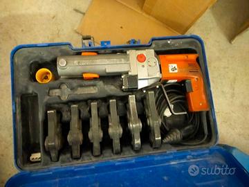 pressatrice Viega elettrica completa di ganasce