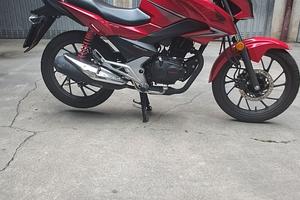 HONDA CB125F
