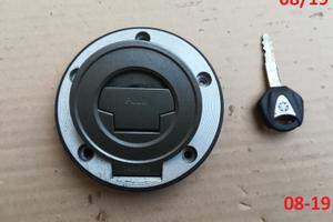 TAPPO SERBATOiO YAMAHA R1 R6 FZ1 FZ8 FZ6