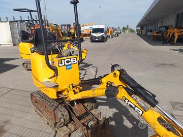 B307-Mini escavatore JCB 8008 CTS