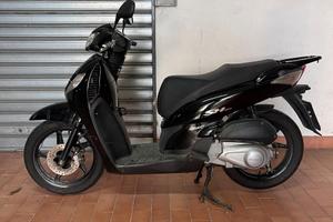 Honda sh 150 sport