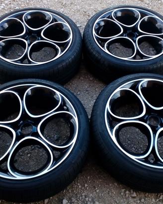 Cerchi e gomme nuove 18 originali alfa romeo