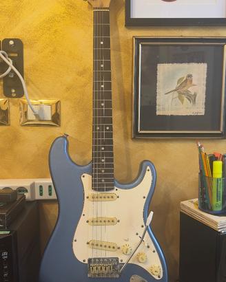 Chitarra eko strato