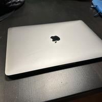 Macbook Pro 13” 2019 con Touchbar i5 8GB RAM