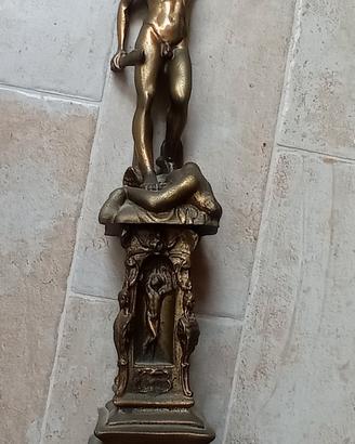 statua Perseo di Benvenuto Cellini 