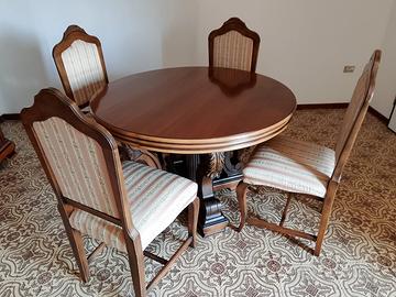 Tavolo estendibile + sedie