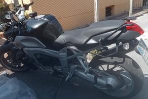BMW K 1200 R tenuta maniacalmente