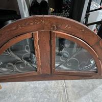 Splendido Arco di Finestra Antico in Legno
