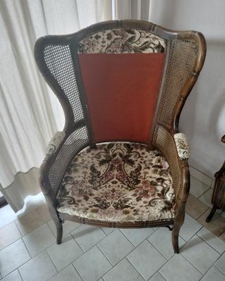 poltrone e divano in paglia di Vienna 