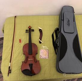 Violino 4/4 Eastar completo di custodia accessori
