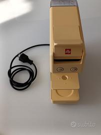 macchina da caffè illy y3 Piero Lissoni 