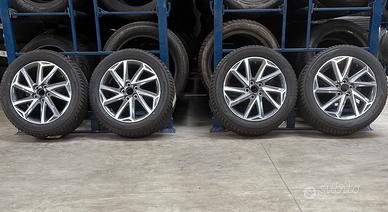 4 CERCHI IN LEGA GRIGI PER TOYOTA Yaris Serie