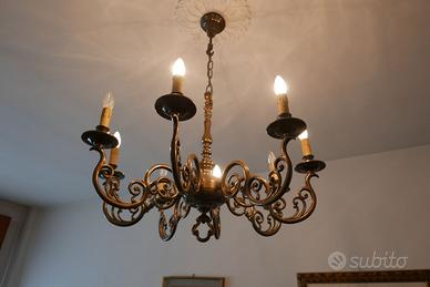 Lampadario a 6 luci in ottone con bracci ricurvi
