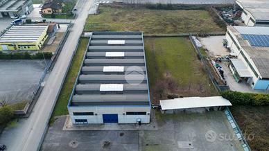 CAPANNONE A CASALROMANO