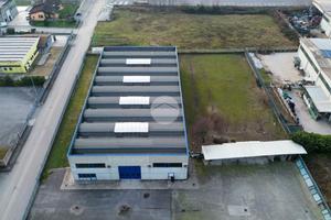 CAPANNONE A CASALROMANO