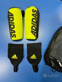 Parastinchi e caviglie adidas giallo fluo e nero