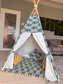 Tenda teepee + mensole in legno