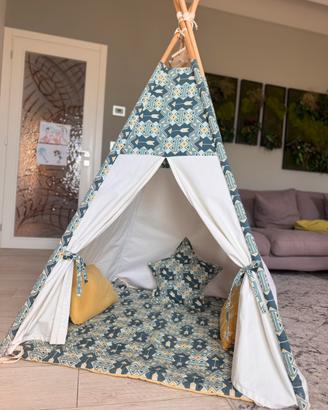 Tenda teepee + mensole in legno