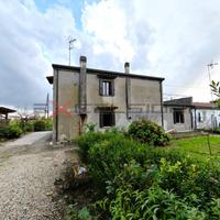 PETTORAZZA - CASA INDIPENDENTE DA RISTRUTTURARE