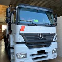 Mercedes axor ribaltabile gru