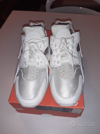 Scarpe Nike huarace