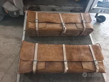 Casse in cuoio da basto