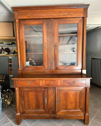 Credenza