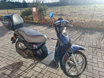 Scarabeo 50 cc 4 tempi