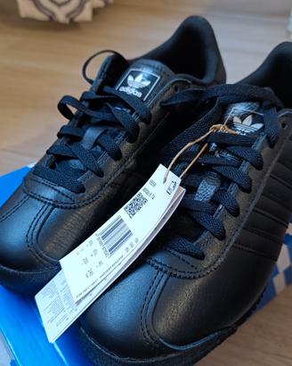 sneakers Adidas 